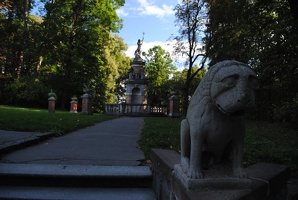 Socha v zámeckém park Konopiště