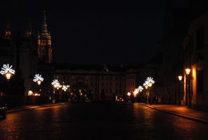 Vánočně osvětlené Hradčanské náměstí