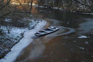 Zamrzlá loďka