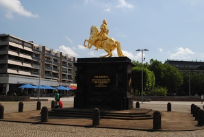 Zlatá socha Fridricha Augusta IV