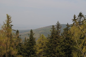 Výhled z rozhledny na Studeném vrchu