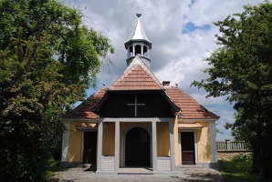 Kostel na hřbotvě Slapy u Tábora
