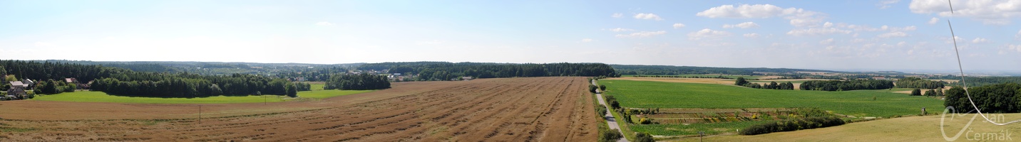 Panoramatický výhled z rozhledny Skalka u Vyžlovky