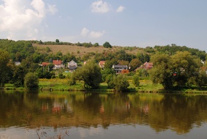 Výhled na chatovou osadu u Libčice nad Vltavou