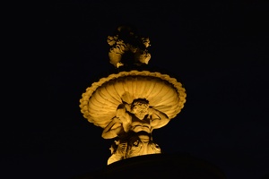 Socha na Kohlově kašně na druhém nádvoří Pražského hradu