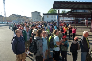 Start pochodu Praha - Prčice na autobusovém nádraží Tábor