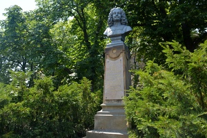 Pomník Louis Raduit de Souches v parku před hradem Špilberk
