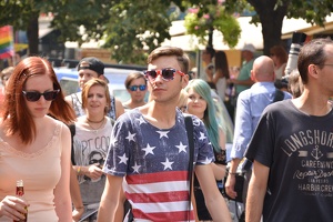 Průvod Prague Pride 2015 v ulici Na Příkopě 