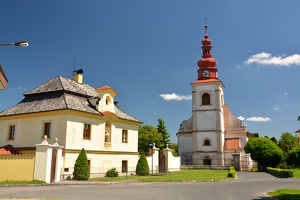 Kostel svaté Markéty v Suchdole