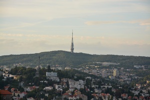 Výhled na Bratislavu a vysílač Kamzík z vyhlídky UFO