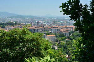 Výhled na Bergamo z Saint Vigilio